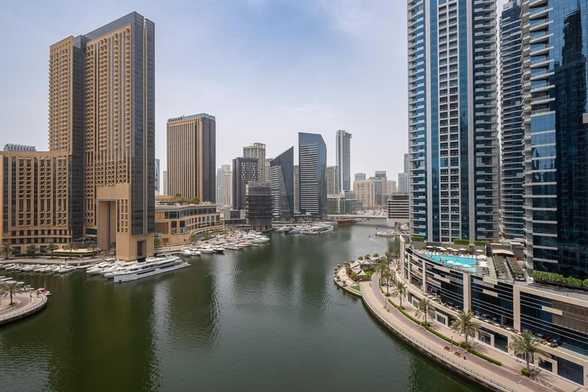 Frank Porter - Continental Tower Dubai Exterior photo
